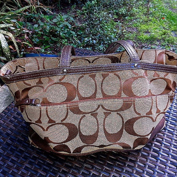 Authenticated Coach travel bag large luggage bag - Picture 7 of 10